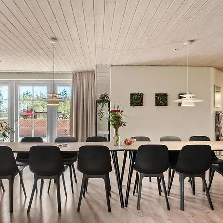 Сasa de vacaciones Lovely In With Sauna