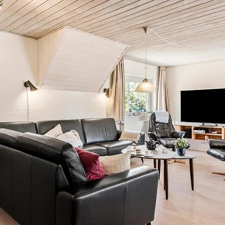 Lovely In With Sauna Сasa de vacaciones *